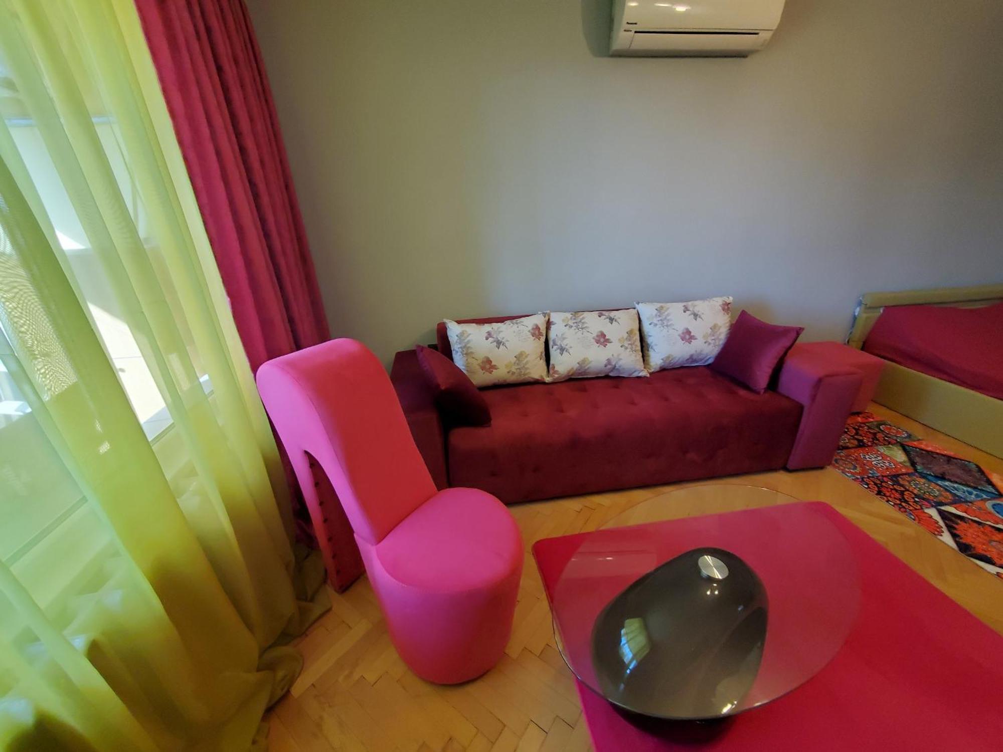 романтично място ани Apartment *